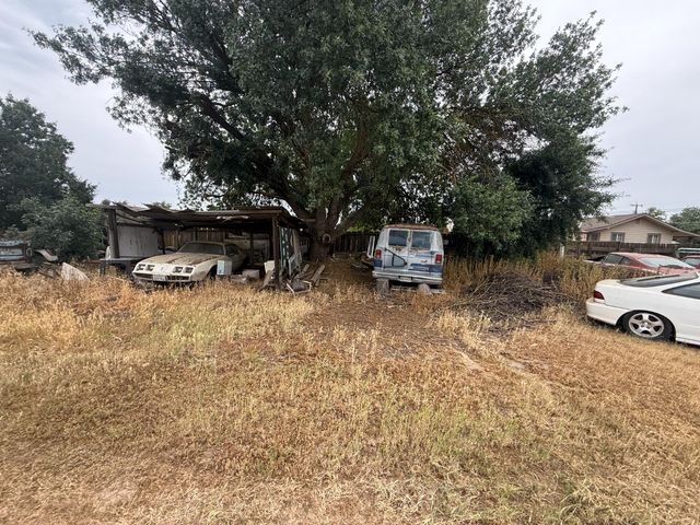 4140 W Belmont Avenue, Fresno, CA 93722