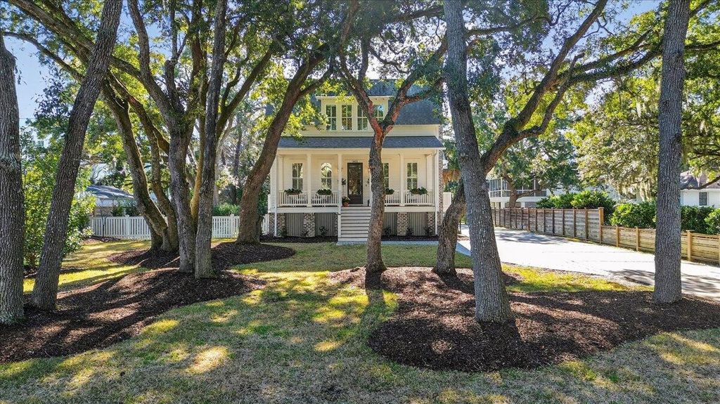 Image 1 of property listing at 1461 Hale Road, Mount Pleasant, SC 29464