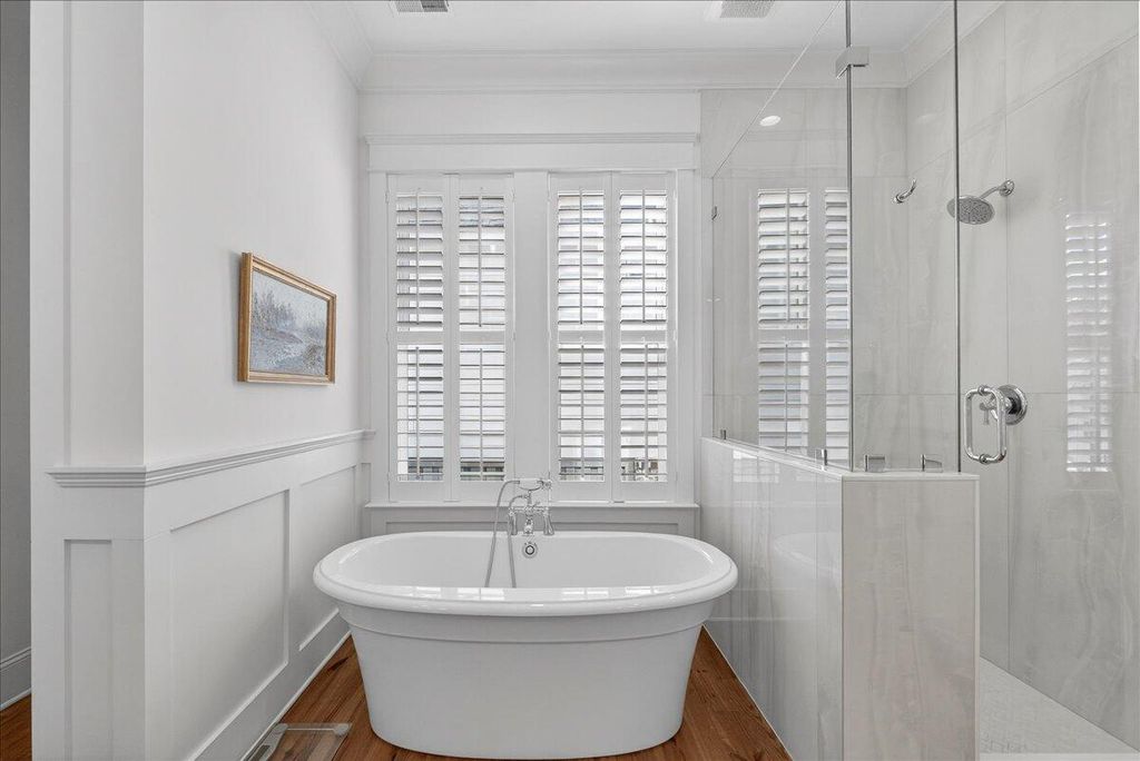 Image 15 of property listing at 1461 Hale Road, Mount Pleasant, SC 29464