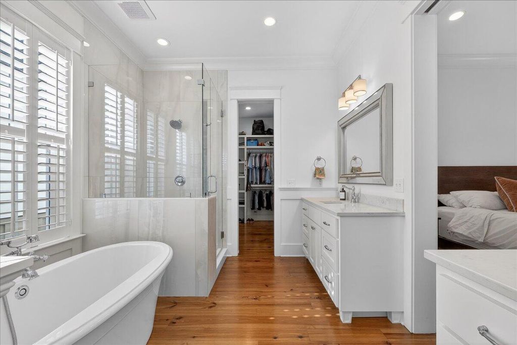 Image 16 of property listing at 1461 Hale Road, Mount Pleasant, SC 29464