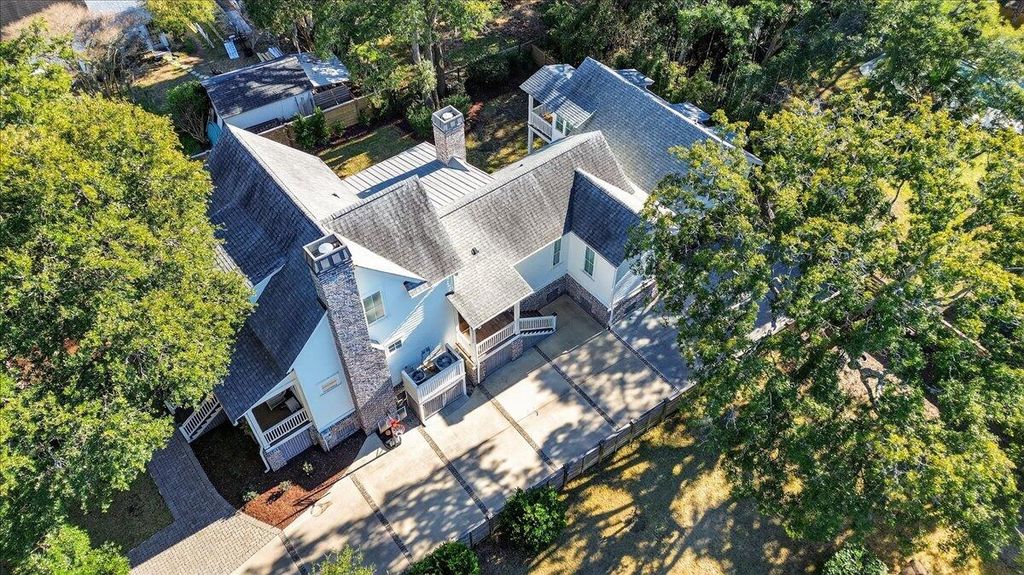 Image 54 of property listing at 1461 Hale Road, Mount Pleasant, SC 29464