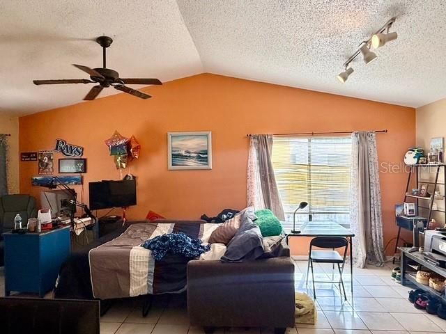 608 E WARREN AVENUE, Longwood, FL 32750