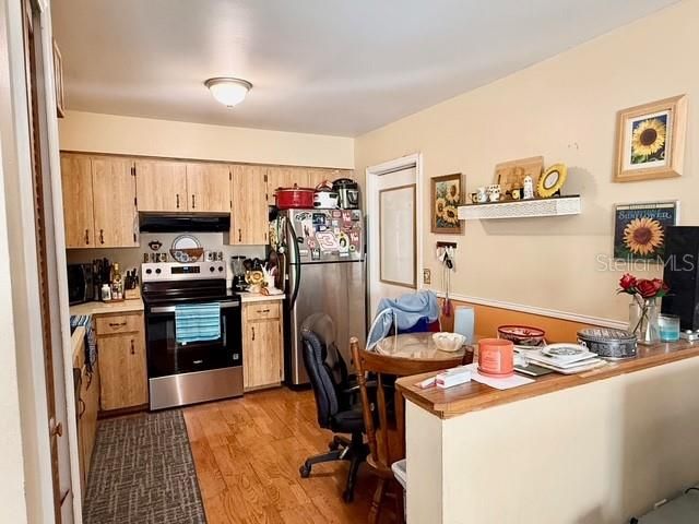 608 E WARREN AVENUE, Longwood, FL 32750