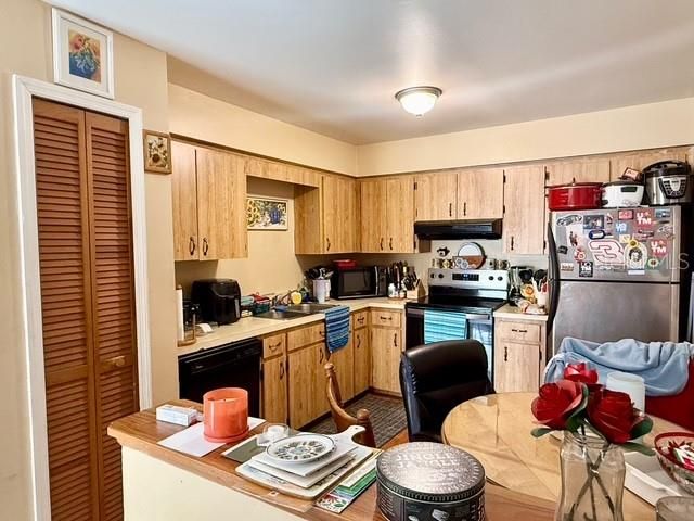 608 E WARREN AVENUE, Longwood, FL 32750