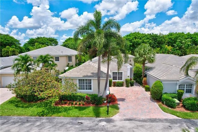 8171 Hampton Wood Drive, Boca Raton, FL 33433