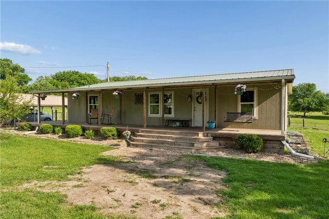 34100 E 189th Street, Pleasant Hill, MO 64080