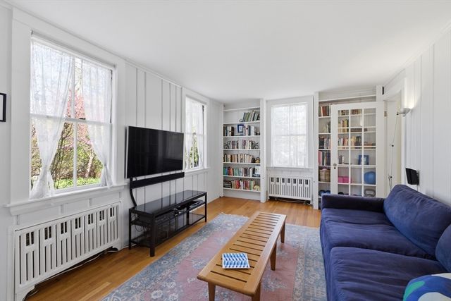 12 Hancock Ave, Lexington, MA 02420