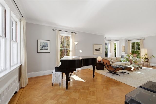 12 Hancock Ave, Lexington, MA 02420