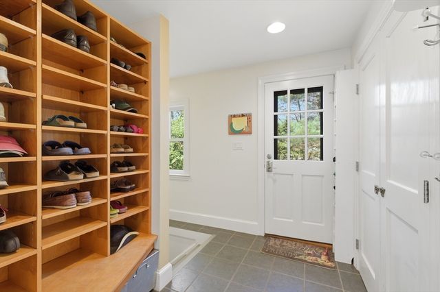 12 Hancock Ave, Lexington, MA 02420