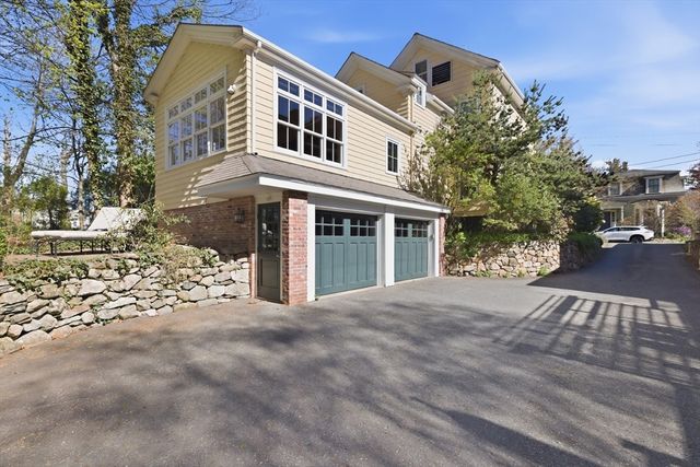 12 Hancock Ave, Lexington, MA 02420