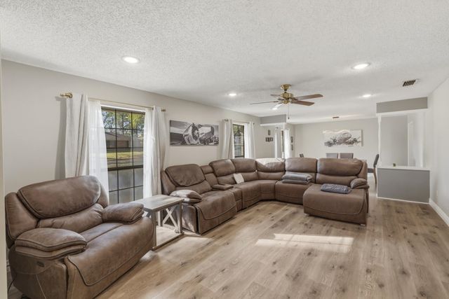 412 Nathan Dr, Quitman, TX 75783