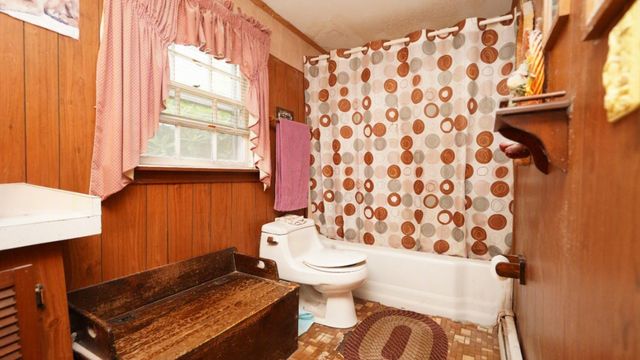 351 Towne St, North Attleboro, MA 02760