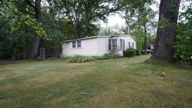 351 Towne St, North Attleboro, MA 02760