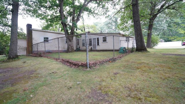 351 Towne St, North Attleboro, MA 02760