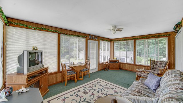 5567 N 350 E, Rolling Prairie, IN 46371