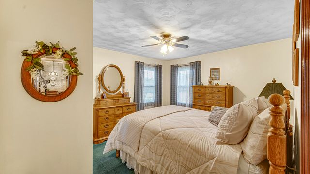 5567 N 350 E, Rolling Prairie, IN 46371