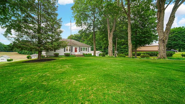 5567 N 350 E, Rolling Prairie, IN 46371
