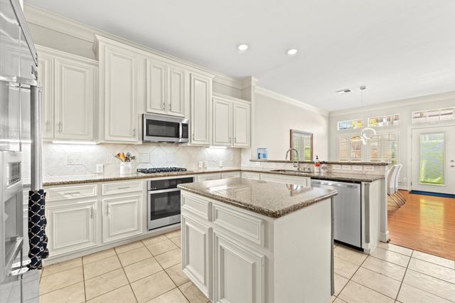 20 Stalynn Lane, Houston, TX 77027