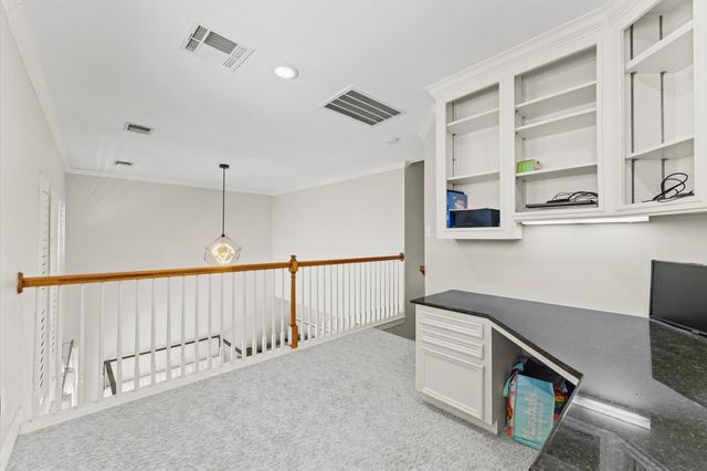 20 Stalynn Lane, Houston, TX 77027