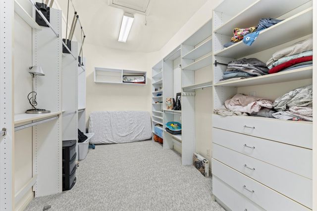 20 Stalynn Lane, Houston, TX 77027