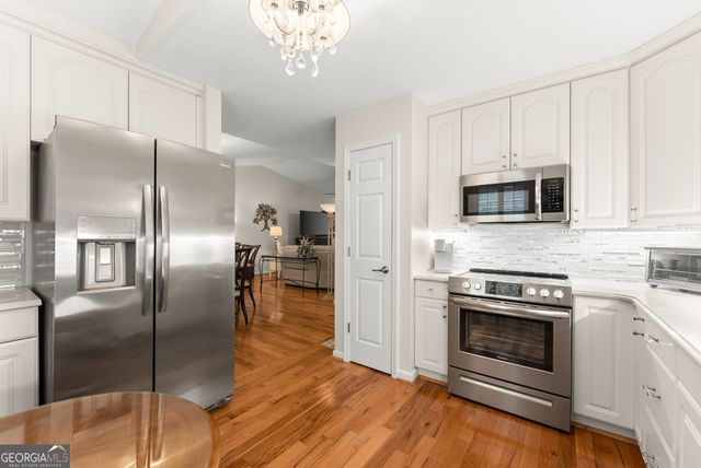 551 Lake Place Drive 5, Lavonia, GA 30553