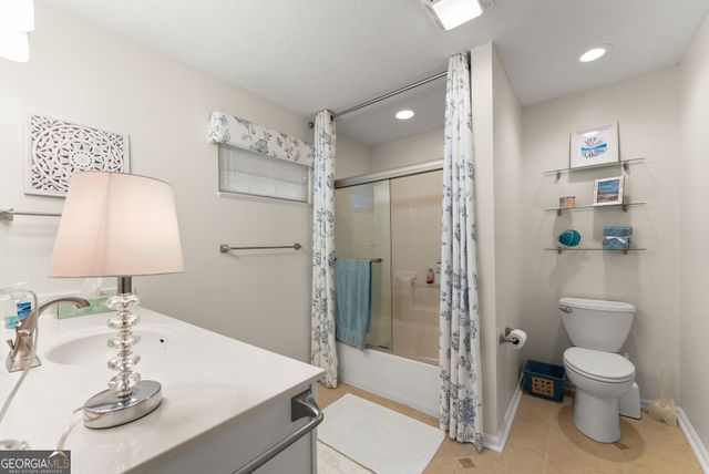 551 Lake Place Drive 5, Lavonia, GA 30553