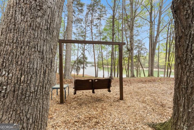 551 Lake Place Drive 5, Lavonia, GA 30553