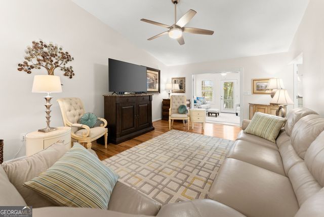 551 Lake Place Drive 5, Lavonia, GA 30553