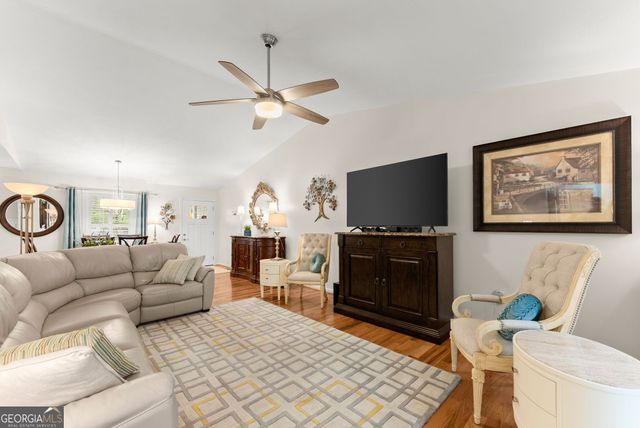 551 Lake Place Drive 5, Lavonia, GA 30553