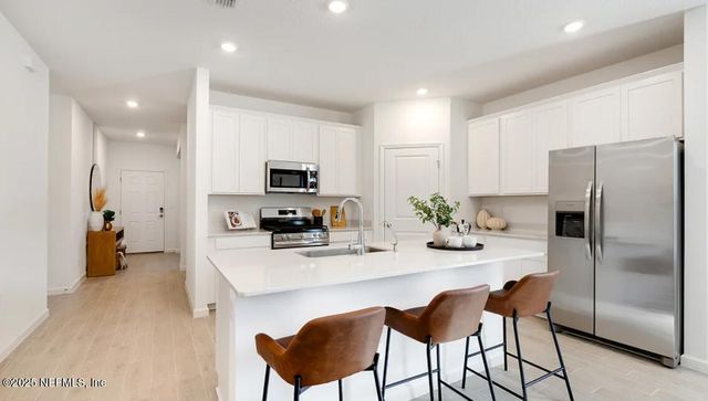 1743 LACHLAN Circle, Jacksonville, FL 32218