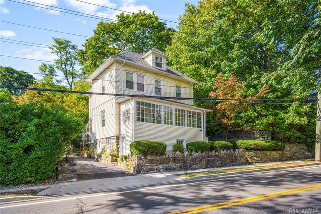 49 Weaver Street, Larchmont, NY 10538