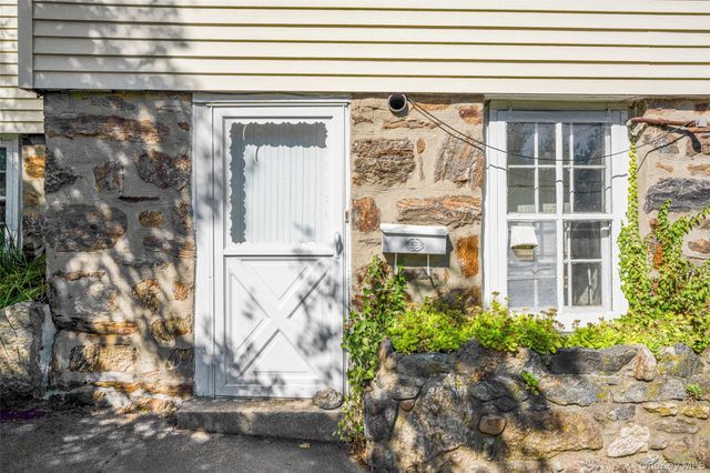 49 Weaver Street, Larchmont, NY 10538