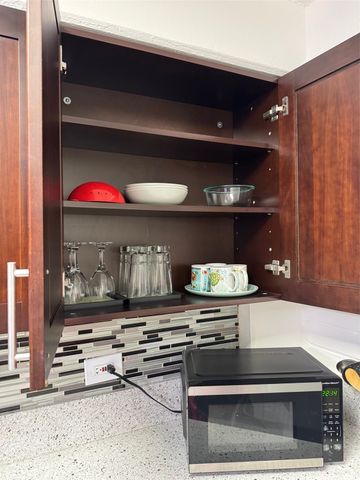 417 Nohonani Street 410, Honolulu, HI 96815