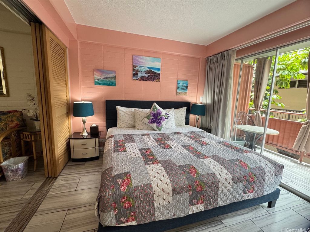 417 Nohonani Street 410, Honolulu, HI 96815