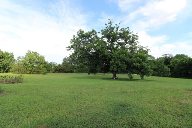 19470 County Road 4072, Kemp, TX 75143