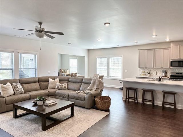 3075 Summerpoint Crossing, Cumming, GA 30028