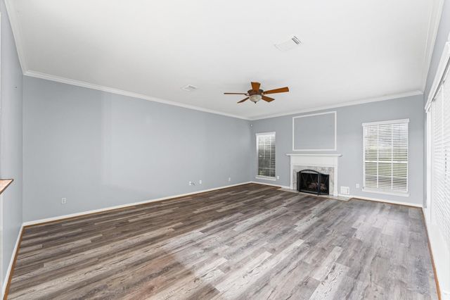 1911 Triple Mast Circle, League City, TX 77573