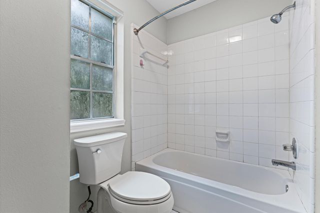 1911 Triple Mast Circle, League City, TX 77573