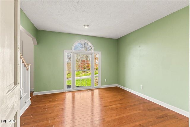 1801 Bramblewood Drive, Kingsport, TN 37660