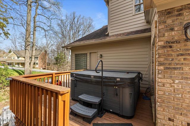 1801 Bramblewood Drive, Kingsport, TN 37660