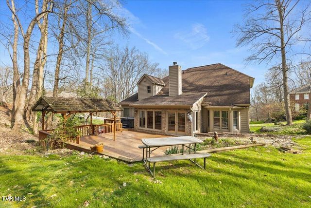 1801 Bramblewood Drive, Kingsport, TN 37660