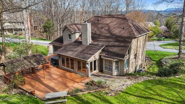 1801 Bramblewood Drive, Kingsport, TN 37660