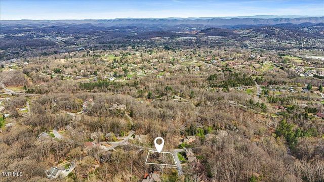 1801 Bramblewood Drive, Kingsport, TN 37660