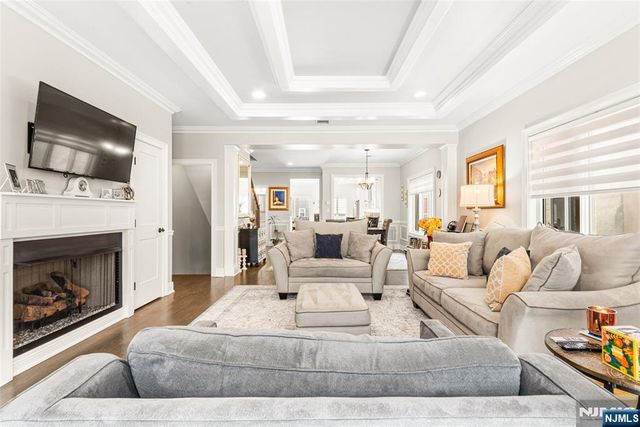 6 Marion Avenue B, Cliffside Park, NJ 07010