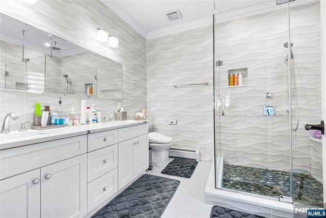 6 Marion Avenue B, Cliffside Park, NJ 07010