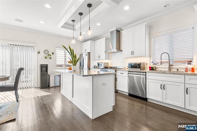 6 Marion Avenue B, Cliffside Park, NJ 07010