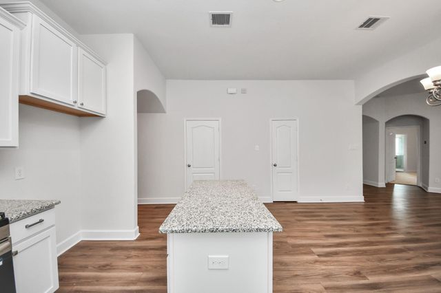 1614 Diamond Mountain Drive, Rosharon, TX 77583