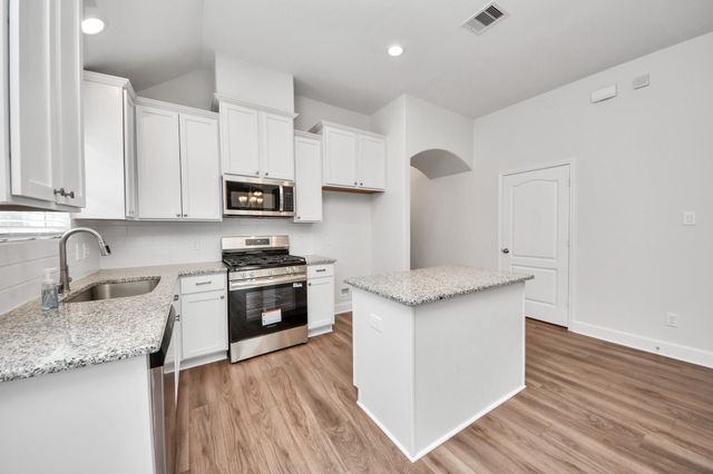 1614 Diamond Mountain Drive, Rosharon, TX 77583