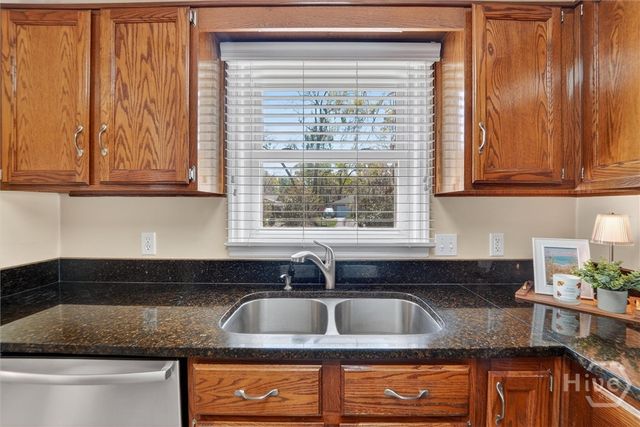 10 Levee Road, Savannah, GA 31419