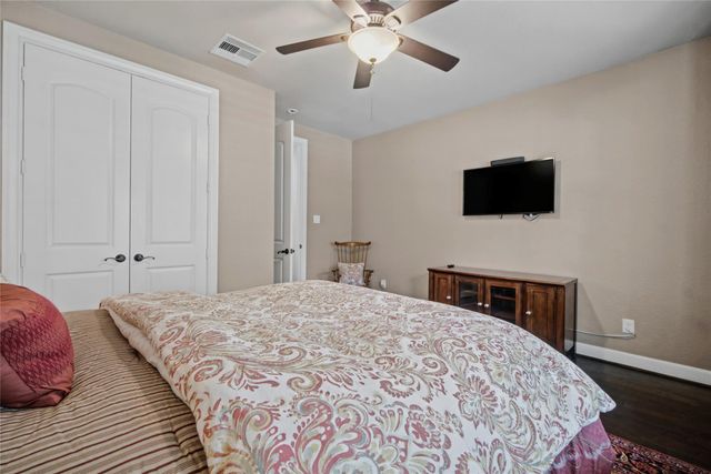127 Mountain Laurel Drive, Montgomery, TX 77316